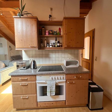 Gemuetliche Dachgeschosswohnung Mit Balkon ไอน์ริง ภายนอก รูปภาพ